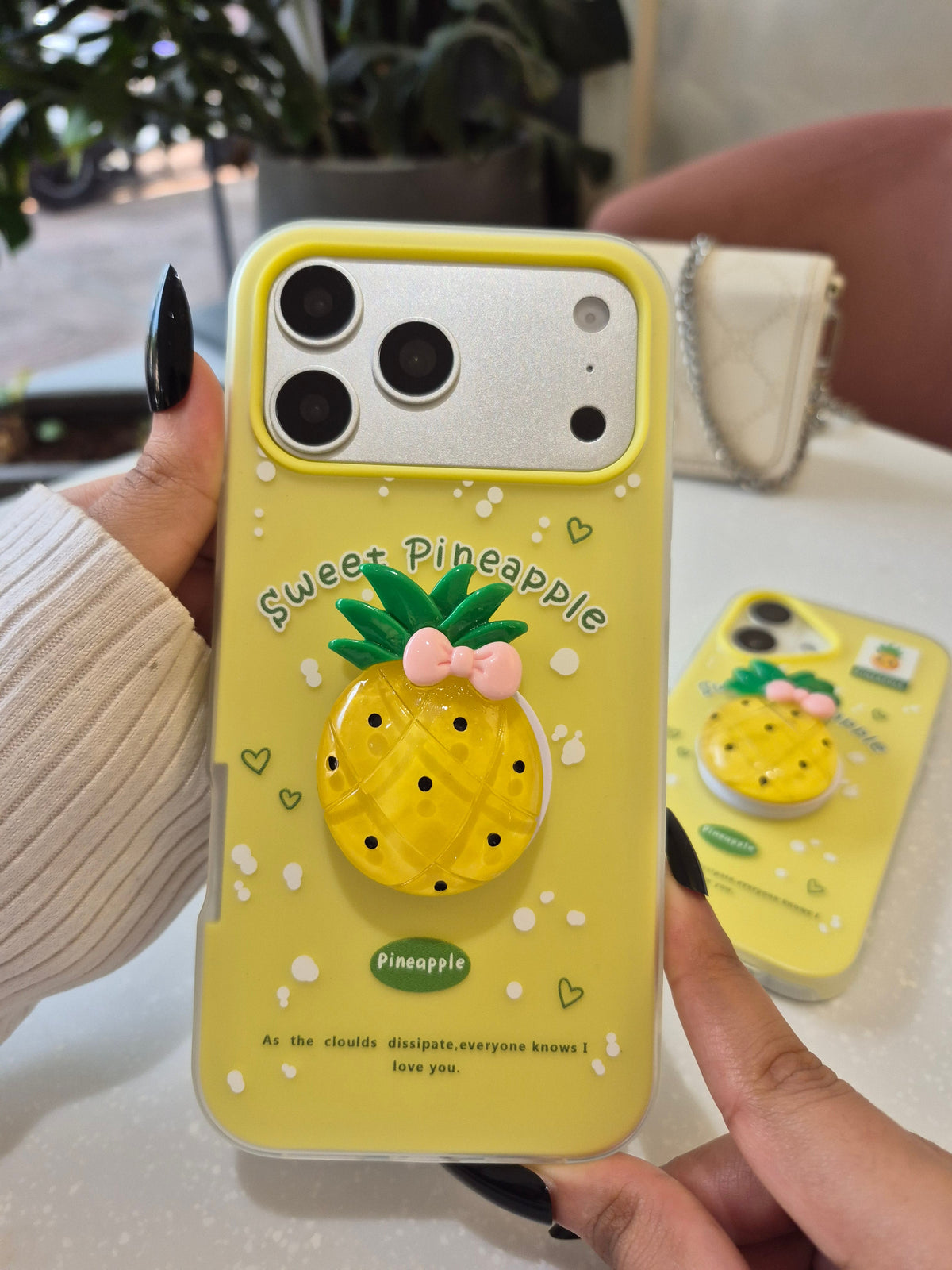 Pineapple Gripper Case